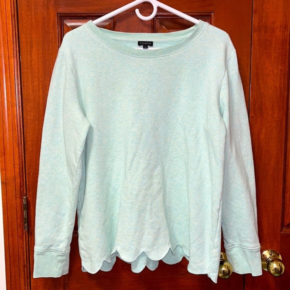 Talbots Tops - Light Minty Green Talbots Sweatshirt with scalloped trim on the bottom